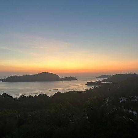 Western Ocean Breeze Self Catering Victoria Luaran gambar