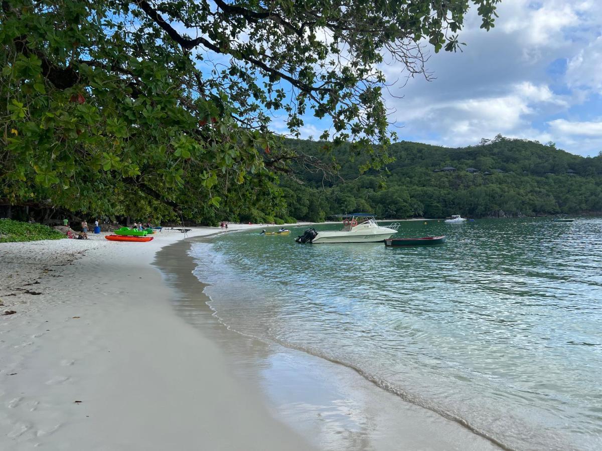 Western Ocean Breeze Self Catering Victoria Luaran gambar